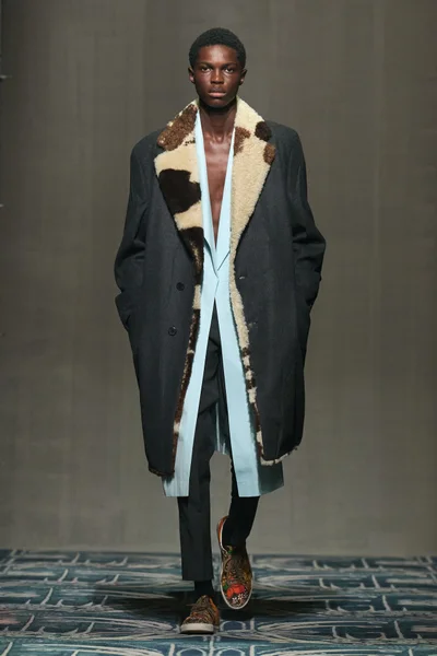 Look 54